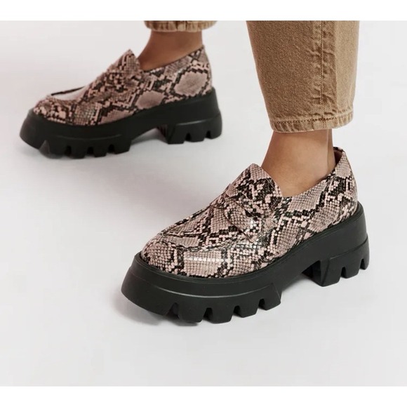 Essentiel Antwerp Shoes - Essentiel Antwerp Snakeskin Effect Platform Loafers Size 37